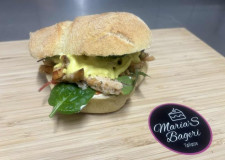 Sadwich m. Kylling & Karry (Lys Bolle)