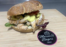 Sadwich m. Kylling & Karry (Grov Bolle)